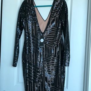 Black midi-sequin dress